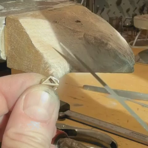 Making of – OCTAEDA Anhänger in der Goldschmiede
